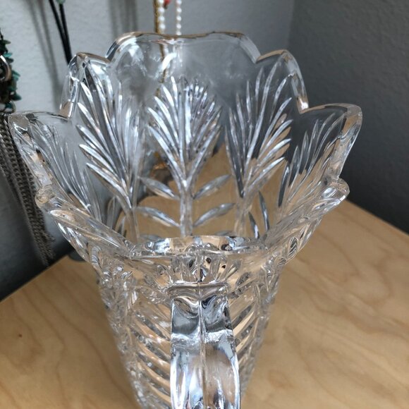 Fifth Avenue PORTICO 38oz 9.25” Cut Crystal Pitcher Scallop Petal Flared Rim NEW - Picture 5 of 6